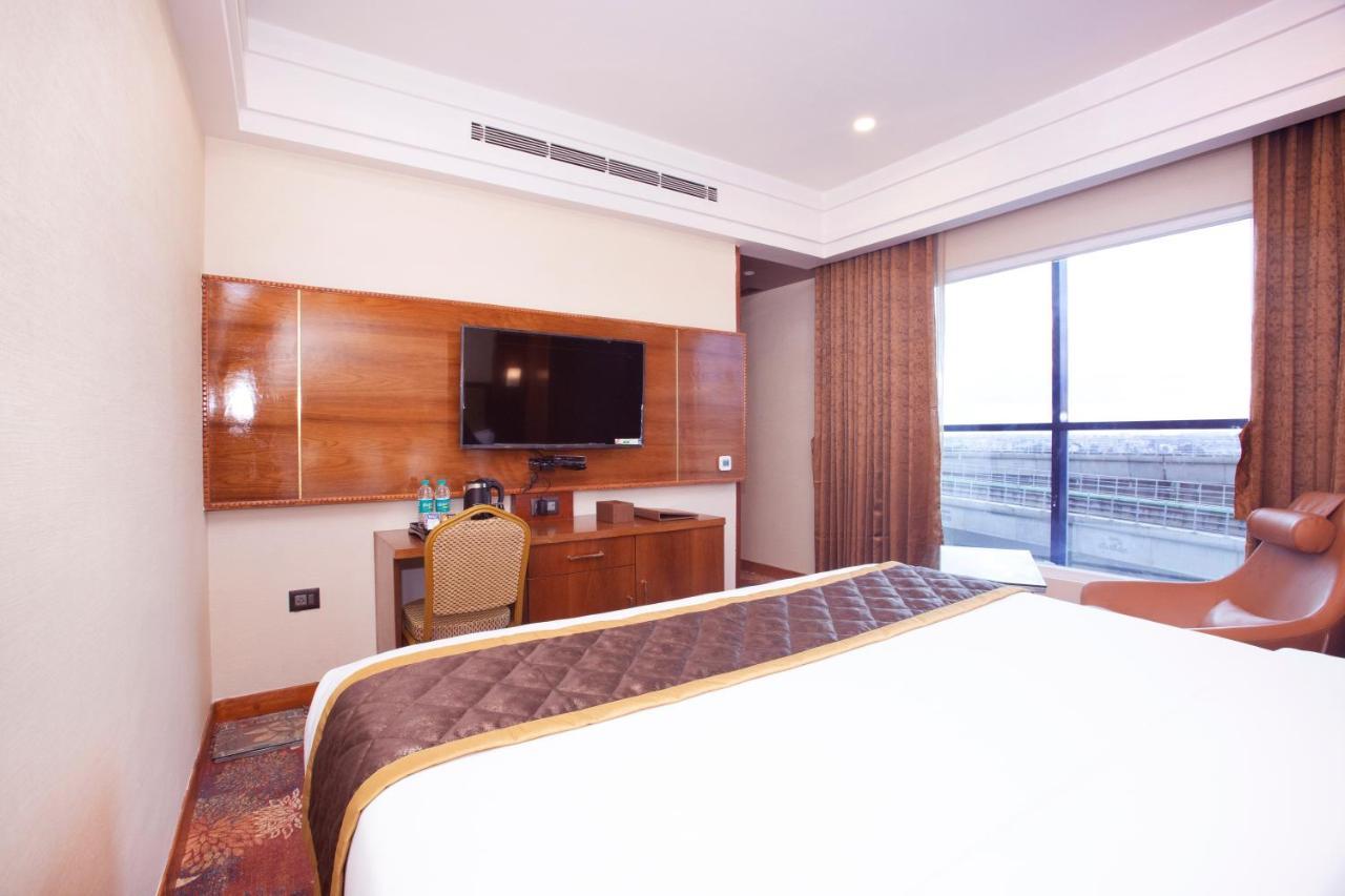 Kingston Hotel Бангалор Екстериор снимка