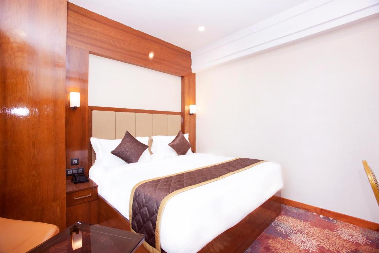 Kingston Hotel Бангалор Екстериор снимка