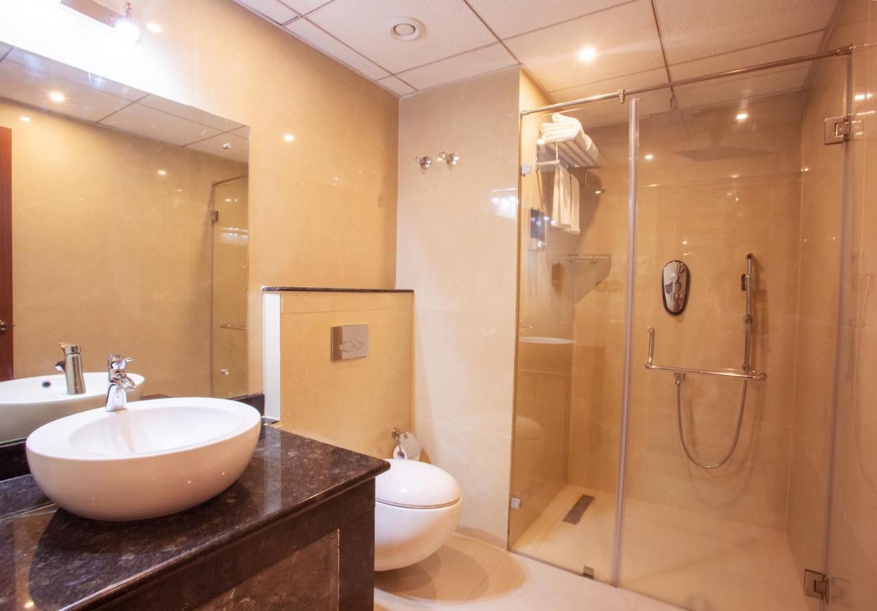 Kingston Hotel Бангалор Екстериор снимка