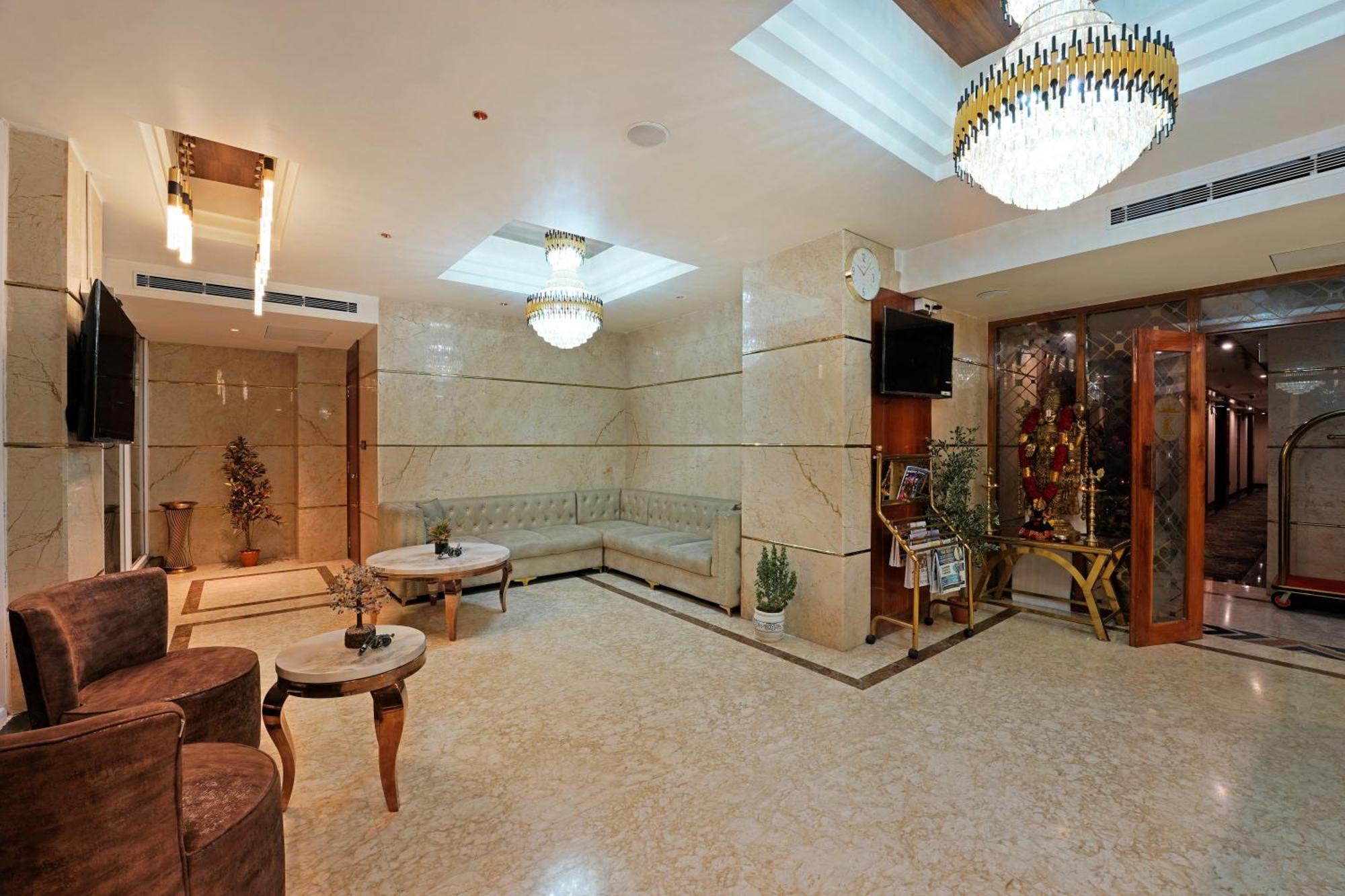 Kingston Hotel Бангалор Екстериор снимка