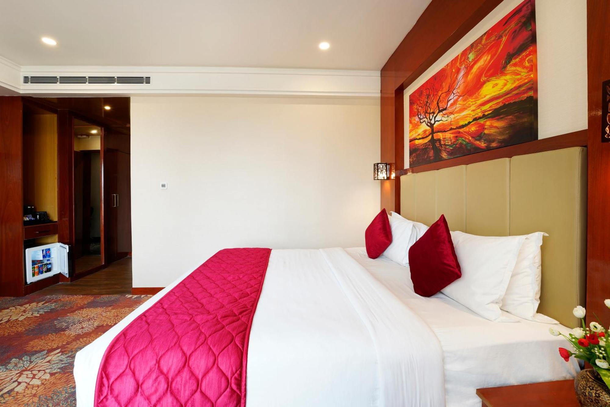 Kingston Hotel Бангалор Екстериор снимка