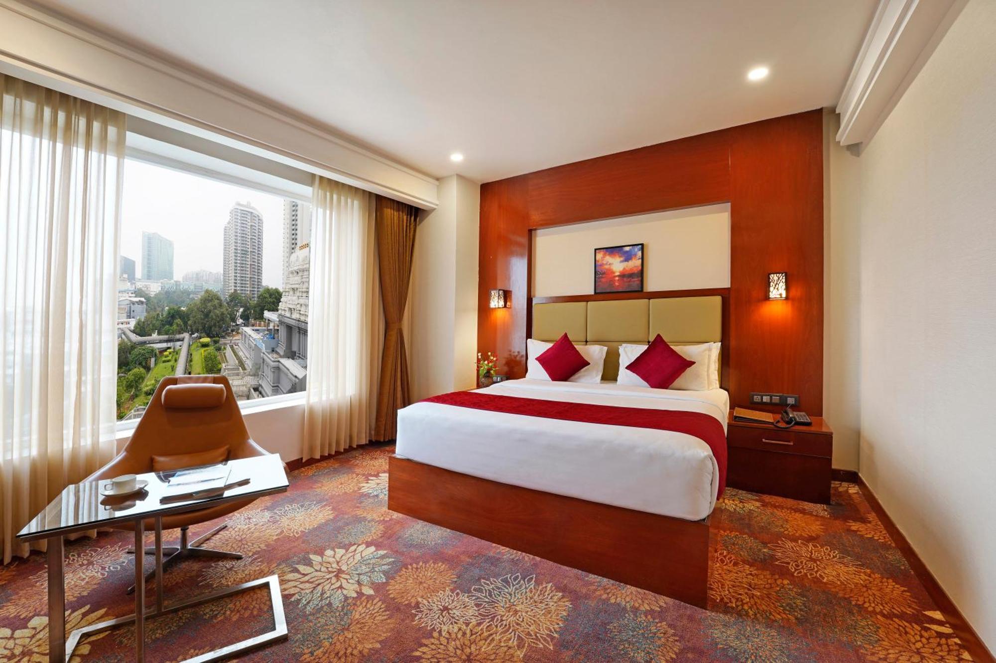 Kingston Hotel Бангалор Екстериор снимка