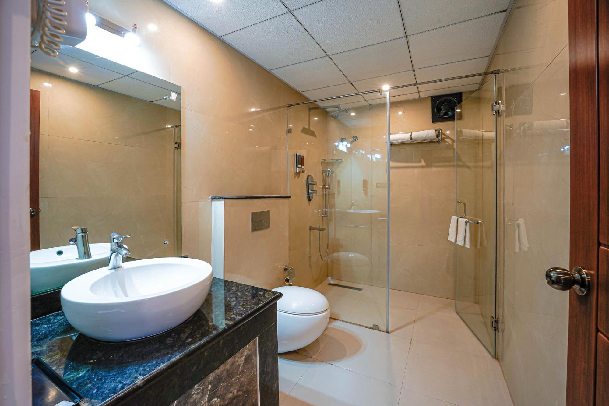 Kingston Hotel Бангалор Екстериор снимка